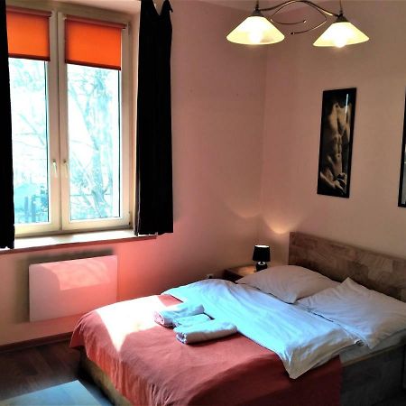 Akt Studio Apartment City Centre Cracóvia Exterior foto