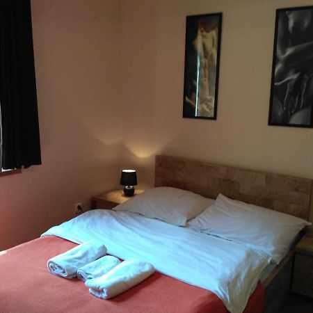 Akt Studio Apartment City Centre Cracóvia Exterior foto